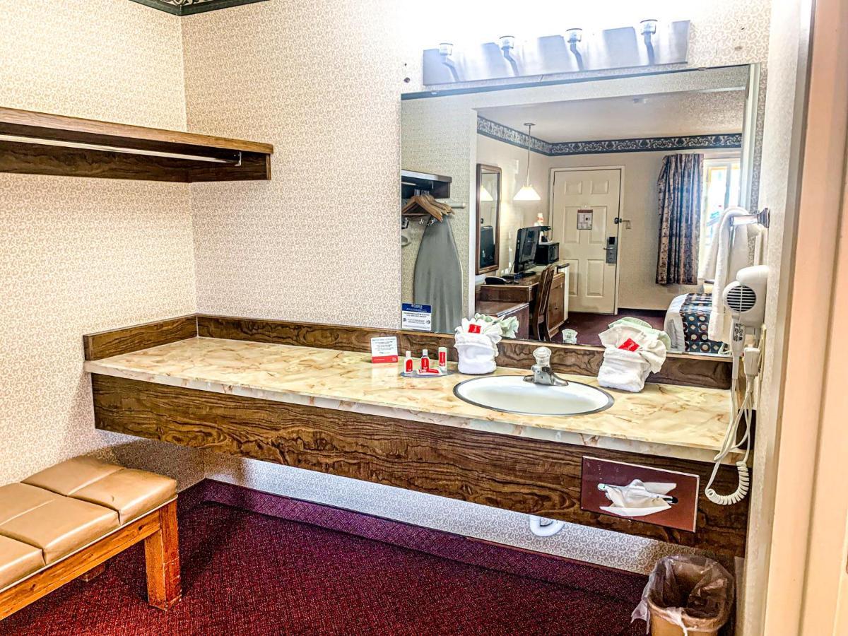 Hotel Econo Inn&suites